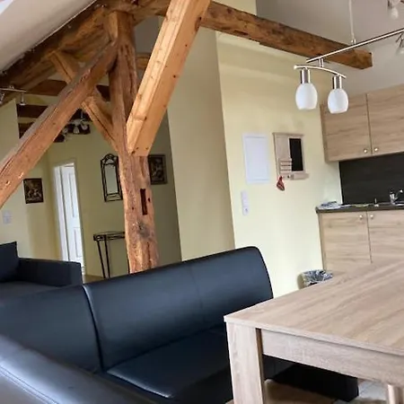 Kleine Апартаменты Strodehne